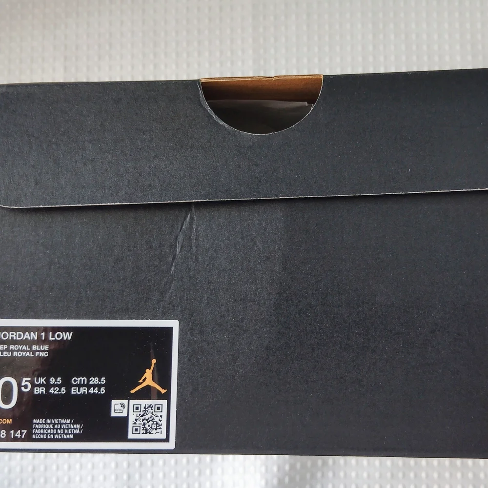 Air Jordon 1 Low Mens Size 10.5 - Picture 3 of 7